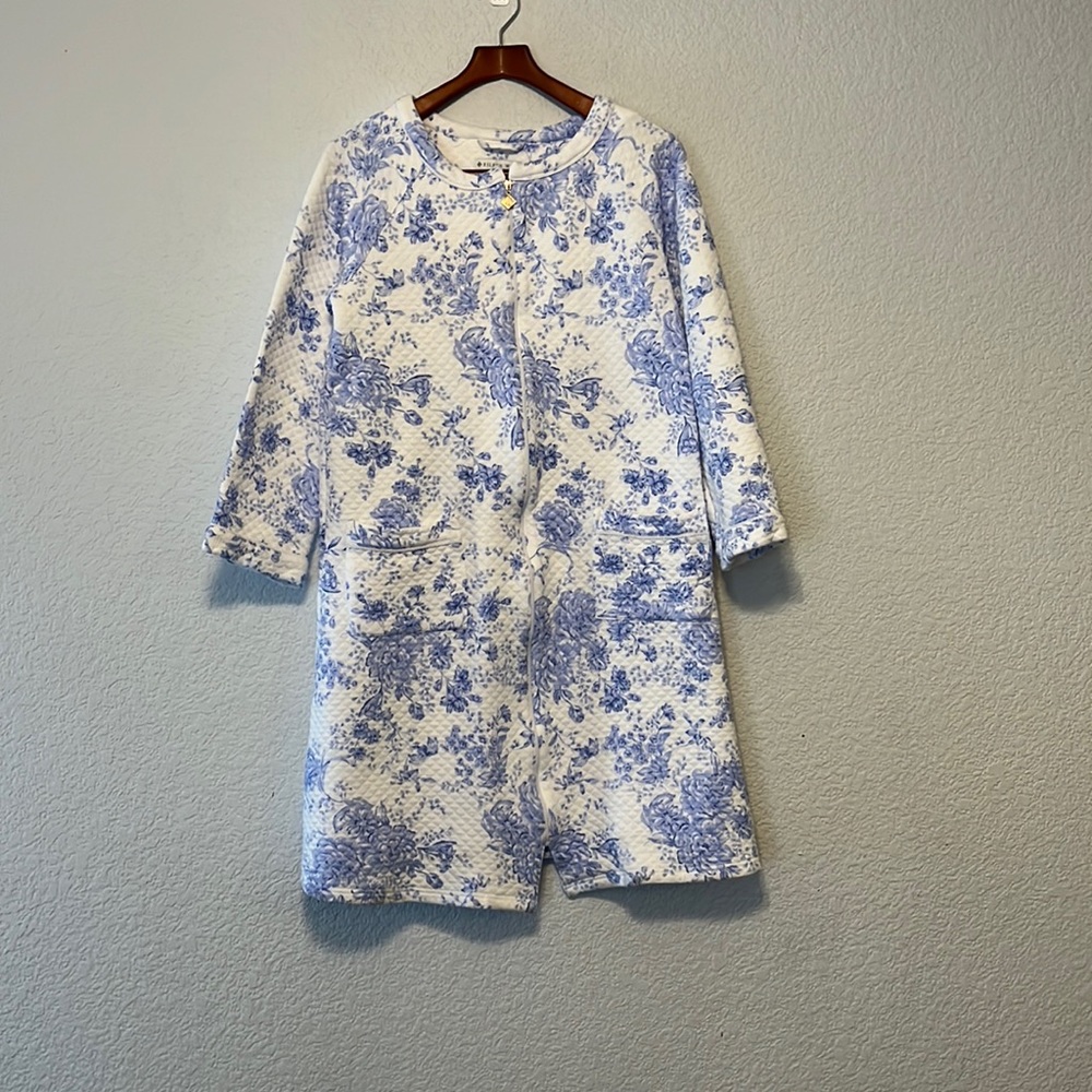 Eileen West Robe Floral Quilted